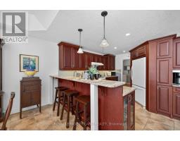 908 COLLINS DRIVE - 22