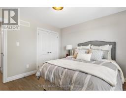 1 - 1061 EAGLETRACE DRIVE - 34