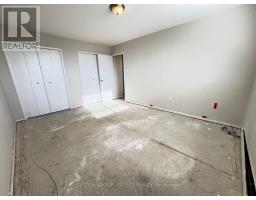 702 - 563 MORNINGTON AVENUE - 13