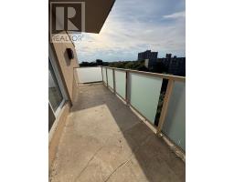 702 - 563 MORNINGTON AVENUE - 5