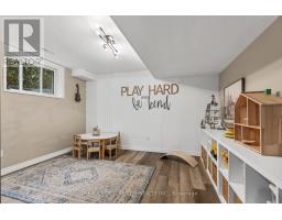 184 EMERY STREET - 28