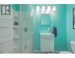 747 WESTBURY CRESCENT - 22