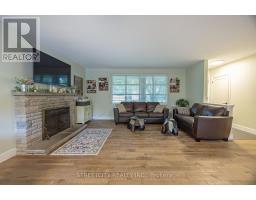 747 WESTBURY CRESCENT - 7