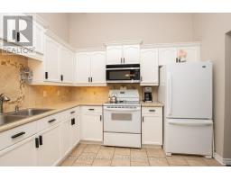 4 - 445 RIVERSIDE DRIVE - 11