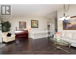 4 - 445 RIVERSIDE DRIVE - 15