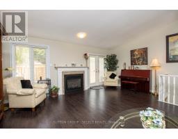 4 - 445 RIVERSIDE DRIVE - 16