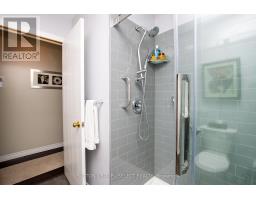 4 - 445 RIVERSIDE DRIVE - 22