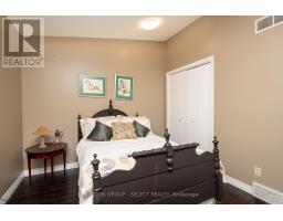 4 - 445 RIVERSIDE DRIVE - 24