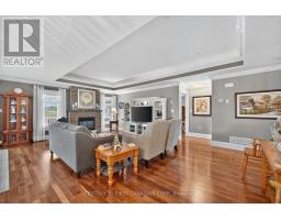 474 MACDONALD STREET - 14