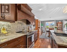 474 MACDONALD STREET - 19