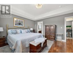 474 MACDONALD STREET - 25