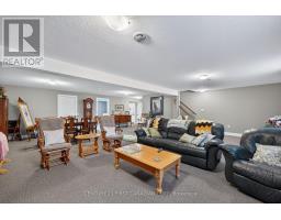 474 MACDONALD STREET - 29