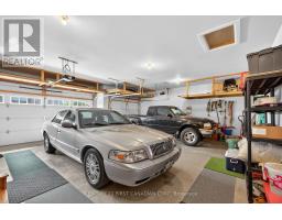 474 MACDONALD STREET - 37