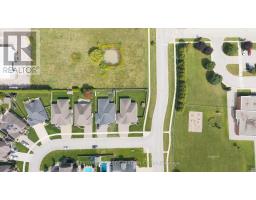 474 MACDONALD STREET - 46