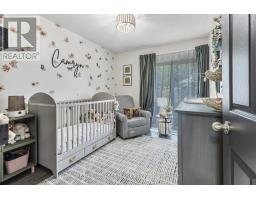 19 CARRIE CRESCENT - 15