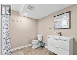 19 CARRIE CRESCENT - 21