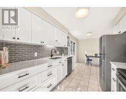 231 PORTSMOUTH CRESCENT E - 17