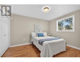 231 PORTSMOUTH CRESCENT E - 20