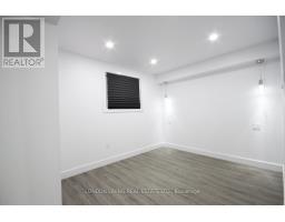 890 VISCOUNT ROAD - 28