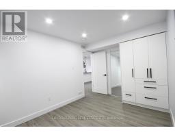 890 VISCOUNT ROAD - 29