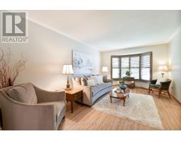 18 BENEDICT COURT - 7