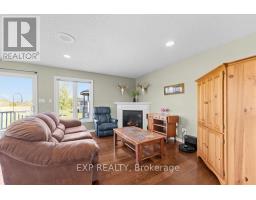 21250 MAYFAIR ROAD - 13