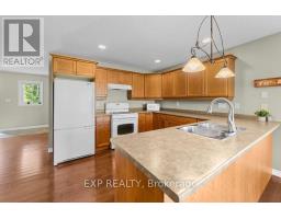 21250 MAYFAIR ROAD - 8