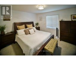 22 PITTAO PLACE - 12