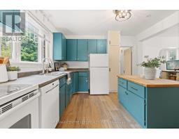 182 JOHN STREET S - 20