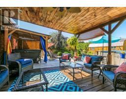 388 LARRY STREET - 26
