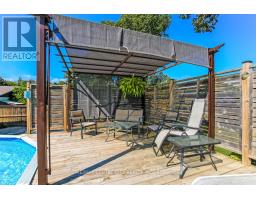 388 LARRY STREET - 34