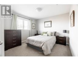 9 EMPIRE PARKWAY - 27