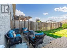 9 EMPIRE PARKWAY - 37