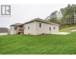 8 OAK STREET - 32