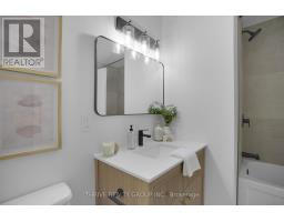28 - 70 FIDDLERS GREEN ROAD - 19