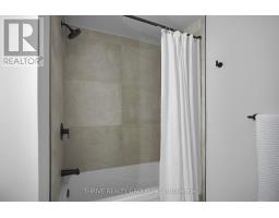 28 - 70 FIDDLERS GREEN ROAD - 20