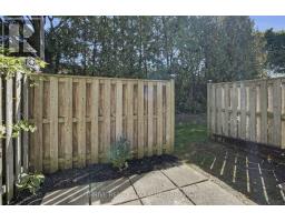 28 - 70 FIDDLERS GREEN ROAD - 26