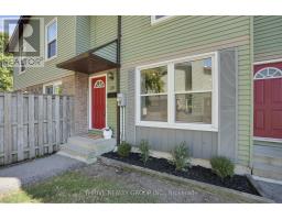 28 - 70 FIDDLERS GREEN ROAD - 27