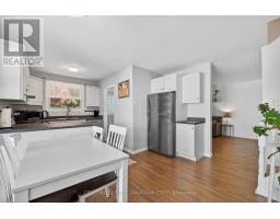 7 UPCOTT CRESCENT - 12