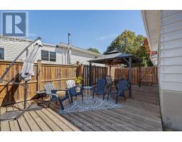 7 UPCOTT CRESCENT - 40
