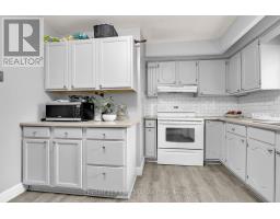 454 SALISBURY STREET - 12