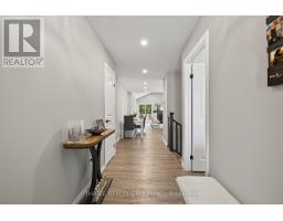 17 DUNNING WAY - 5