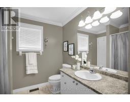 1689 BAYSWATER CRESCENT - 22
