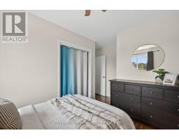 40 HAWKESBURY AVENUE - 21
