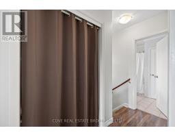 40 HAWKESBURY AVENUE - 22