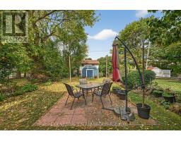 40 HAWKESBURY AVENUE - 34