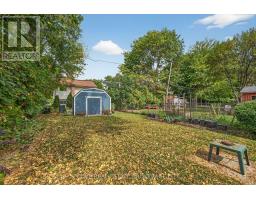 40 HAWKESBURY AVENUE - 35