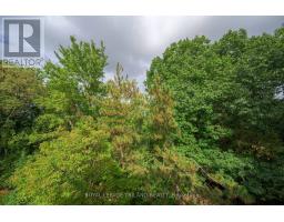 12 - 1399 COMMISSIONERS ROAD W - 8
