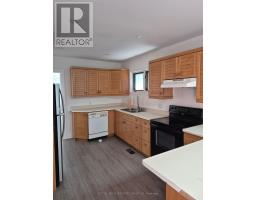 863 COLBORNE STREET - 3