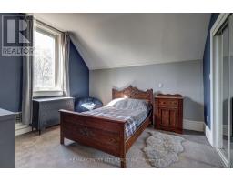 134 WELLINGTON STREET - 33